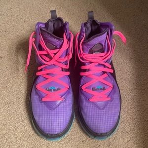 Lebron 19 “DJ Bron” Size 12